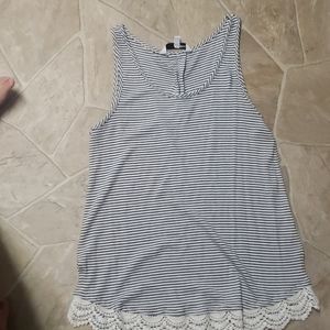 Tank top Large with slits on sides